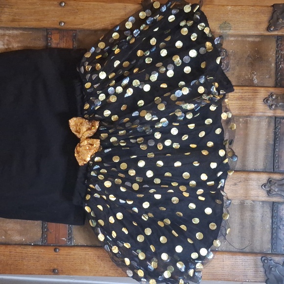 Girl's Birthday Princess Tutu Outfit - Picture 4 of 8